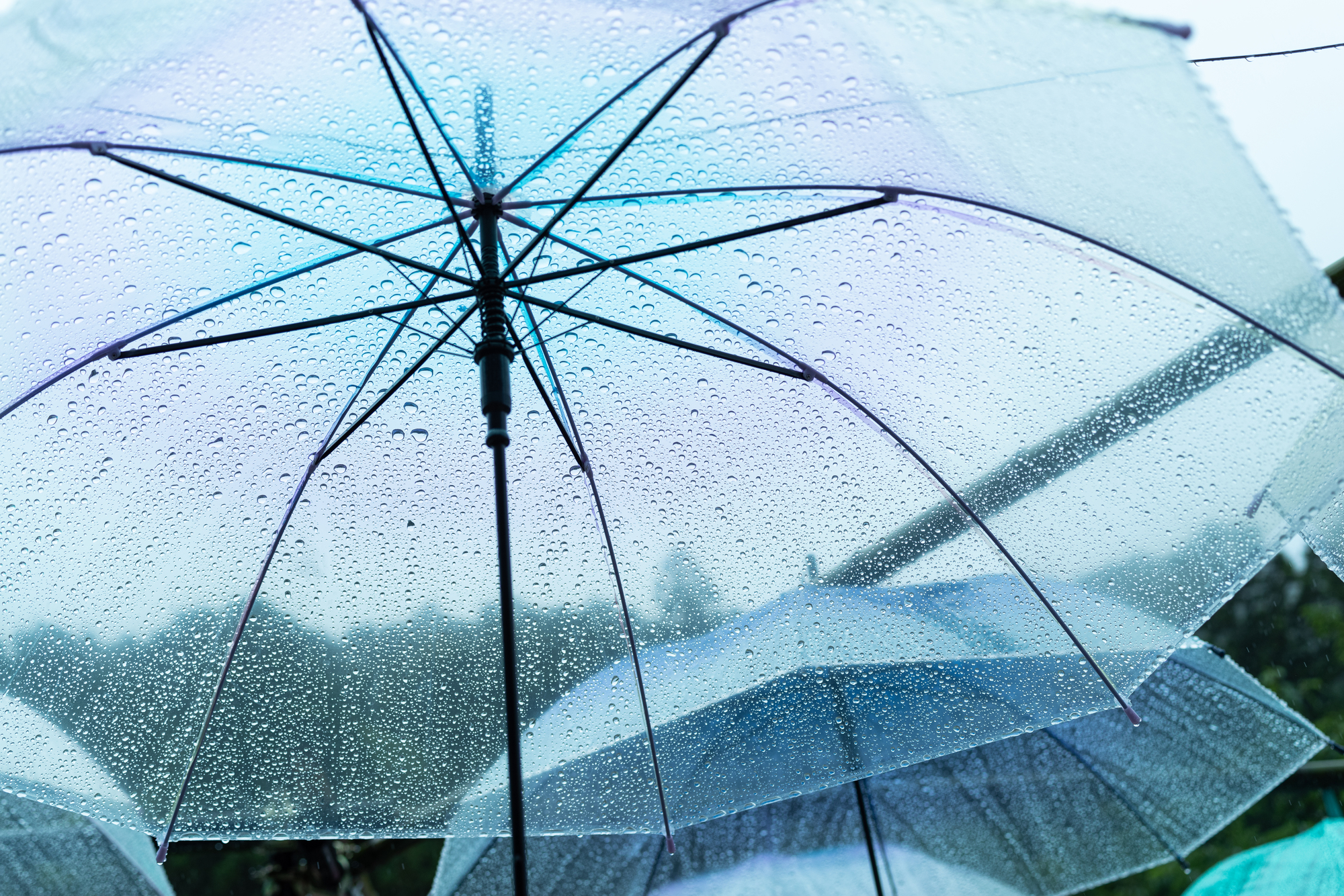 雨が降っているイメージ